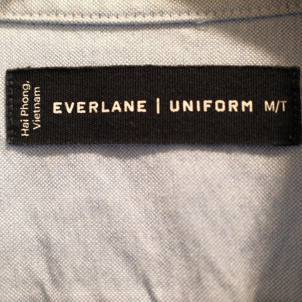Everlane Light Blue Dress Shirt - Picture 3 of 3
